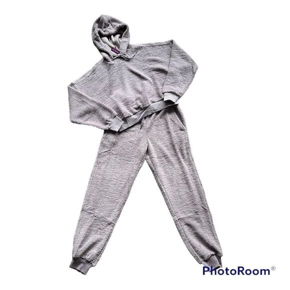 Adore Me cozy Loungewear set in lavender - Picture 1 of 8